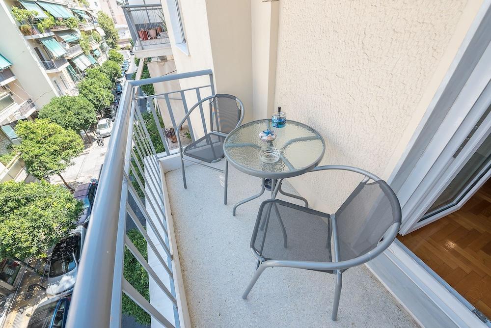 Comfy Apartment In Acropolis Area By Cloudkeys Athén Kültér fotó